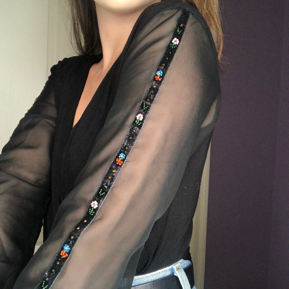 L/S blouse w/ beading